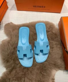 Replica Hermes Oran Sandal Light Blue Check more at https://buy-replica.ru/product/replica-hermes-oran-sandal-light-blue-2/ Dog Slippers, Geox Shoes, Indoor Shoes, Types Of Heels, Sandals Beach, Womens Sandals Summer, Hermes Oran, Ankle Strap Shoes, Flip Flop Shoes