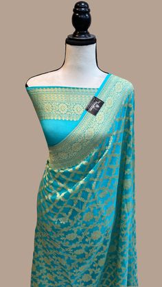 Blue Banarasi Lehenga, Sister Cake, Khaddi Georgette Banarasi Saree, Georgette Banarasi Saree, Silk Sarees With Price, Wedding Lehenga Designs, Black Beads Mangalsutra Design