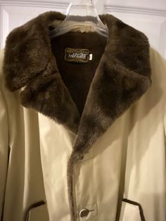 vintage coat with fur lining - Google-søk Coat With Fur