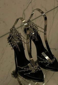 Expensive Heels, Venomous Snakes, Pretty Heels, Fairy Shoes, Fancy Heels, Heels Aesthetic, Fashion Shoes Heels, Expensive Shoes, Cute Shoes Heels