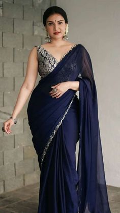 Saree Jacket Designs For Graduation, Current Saree Trends, Reception Saree Ideas For Guest, Gold Saree Jacket Designs, Cocktail Saree Blouse, Reception Saree Look For Guest, Saree For Engagement Function, Saare Photoshoot, Blue Farewell Saree