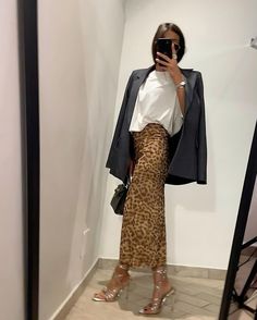 How To Style A Blazer With Skirt, Work Outfit For Summer, Belt Over Skirt Outfit, Women’s Blazer Outfit With Skirt, Cheetah Silk Skirt Outfit, Autumn Outfits Chic, Stripes And Leopard Print Outfit, Holiday Inspo Outfits, Restaurant Work Outfit