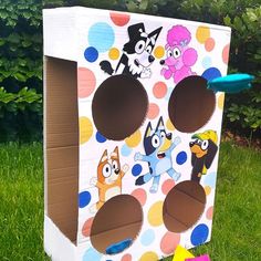 bluey bean bag toss Wakadoo Im Two, Bluey Themed Breakfast, Trunk Or Treat Bluey Theme, Bluey Party Diy Decorations, Bluey Graduation Party, Bluey Birthday Party Craft