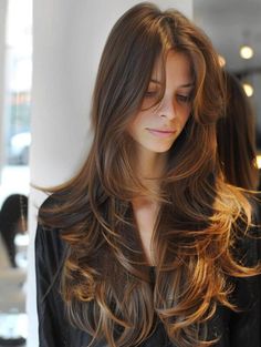 Stunning Layered Haircuts for Long Hair: Styles & Maintenance Tips Hair Cuts Girls Long, Bold Highlights, Calligraphy Cut, Layered Haircuts For Long Hair, Long Face Shapes, Extra Long Hair, Mongolian Beef, Hair Things