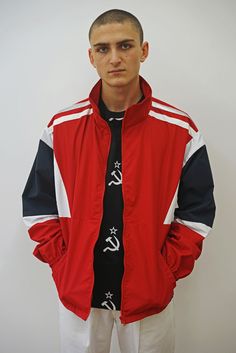 The Gosha Rubchinskiy SS16 Lookbook is Here Soviet Fashion, Sportswear Outfits, Classic Sportswear, 90s Men, Gosha Rubchinskiy, Retro Sportswear, Retro Sports, Retro Sport, Jersey Jacket