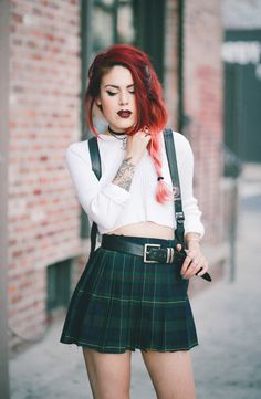 388A0087 copy                                                       … Looks Black, Pinterest Fashion, Plaid Skirt, Grunge Fashion, Grunge Outfits, Outfits Casuales, Edgy Fashion