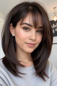 Haircuts For Long Shaped Face, Medium Voluminous Hair, Short Brown Hair With Bangs Straight, Short Haircut On Oval Face, Haircut Ideas 2024 Long Hair, Hair For Women Over 40 Round Face, Thick Collar Bone Length Hair, Medium Hair For Heart Shaped Face, Medium Short Hairstyle Women Oval Face