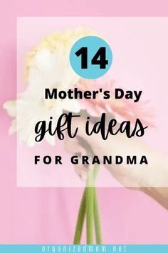 Don't forget a special gift for your mom or mother-in-law! Let your kids help with one of these great gift ideas for Grandma this Mother's Day! Mother’s Day Present For Grandma, Mother’s Day Gifts From Grandchild, Cute Mother’s Day Gift For Grandma, Mother’s Day Gifts Baskets For Grandma, Mother’s Day Mug Ideas, Mothers Day Baskets, Diy Mothers Day Gifts, Wooden Picture Frames