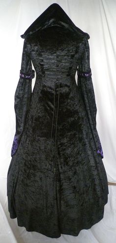 Hooded Wedding Dress, Handfasting Dress, Dress Medieval, Medieval Gown, Purple Gothic, Pagan Wedding, Cozy Goth, Custom Made Dress, Halloween Custom