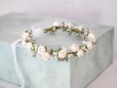 This beautiful flower crown is a lovely accessory, perfect for a party, or wedding. Our stunning faux flowers look like the real. Head circumference: one size fits all (adjustable) / fits adults and older children If the crown should fit the baby, after buying please give head circumference Flower Girl Flower Headband, Baby Crowns, White Flower Crown Wedding, Daisies Wedding, Silk Flower Crown, Flower Girl Halo, Flower Girl Tiara, Flower Girl Headpiece, White Flower Crown