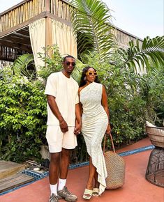 Matching Cruise Outfits, Couple Vacay, Old Money Style Summer, Matching Fits Couples, Vacation Outfits Men, Dubai Outfits, African Print Maxi Skirt