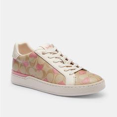 Product Details: Signature Coated Canvas And Leather Upper Fabric Lining And Footbed Rubber Outsole Lace-Up Closure Style No. Cp871 Coach Slip On Sneakers, Tenis Coach, Coach Outlet, Signature Canvas, Shoe Clips, Pink Shoes, Coach Shoes, Christmas Wishlist, Cute Shoes