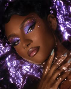 Futuristic Makeup Looks Future Fashion, Gold Makeup Looks Editorial, Glitter Purple Eye Makeup, Purple Goddess Makeup, Black Model Beauty Editorial, Monochromatic Makeup Editorial, Purple Birthday Ideas For Women, Creative Makeup Looks Black Women, Natural Mermaid Makeup