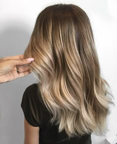 Ombré Hair, Brown Hair With Highlights, Hair Color Balayage, Hair Tutorials, Light Brown Hair, Blonde Balayage