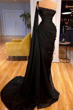 Black Glamorous One-shoulder Beaded Prom Dress Black Long Train Dress, Black Formal Dress With Diamonds, Silk Masquerade Dress, Classy Black Dresses For Women, Black Train Dress, Black Elegant Formal Dress, Senior Prom Black Dresses, Long Sleek Dress, Extra Black Dress