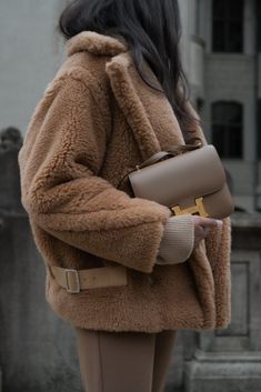 Minimalism Clothes, Hermes Constance Bag, Mini Outfit, Fall Cardigans