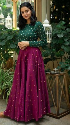 Skirt And Top Indian, Skirt And Top Outfits, Full Skirt And Top, Long Skirt Top Designs, Onam Outfits, Long Skirt And Top, Traditional Skirts, Crop Top Lehenga, Indian Skirt