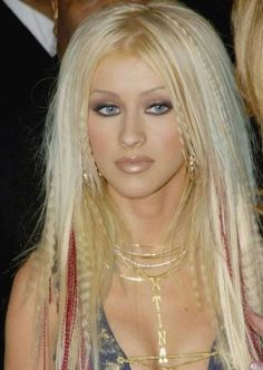 Early 2000s Hair, 2000’s Makeup, 00s Makeup, Early 2000s Makeup, 2000 Makeup, 2000s Makeup Looks, 2000s Hair, 2000s Hairstyles, Y2k Makeup