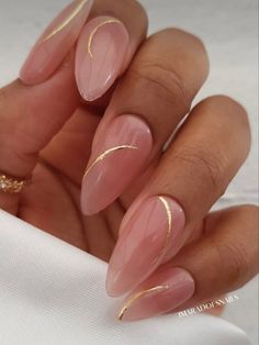 Kutek Disney, Unghie Sfumate, Work Nails, Classy Acrylic Nails, Almond Acrylic Nails, Neutral Nails, Elegant Nails, Prom Nails, Classy Nails