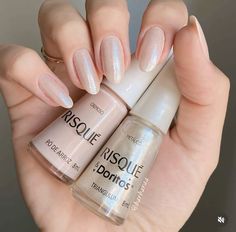 Nail Paint Shades, Clean Nails, Girls Nails, Minimalist Nails, Diy Manicure, Perfect Nails, Trendy Nails, Swag Nails