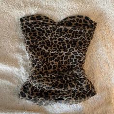 519025606-1 Trendy Leopard Print Tops For Night Out, Fittings Aesthetic, Trendy Leopard Print Tops For Party, 00s Mode, Mcbling Fashion, Urban Beauty, Beauty Shopping, Y2k Crop Top, Mode Zara