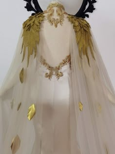 Celestial Being Costume, Celestial Costume Ideas, Moon Fantasy Outfit, Sun Themed Dress, Apollo Cosplay, Sun Inspired Outfit, Apollo Outfit, White And Gold Outfits, Sun Oc