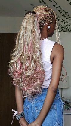 boho french curl braids Pink And Blonde Goddess Braids, Pretty Braid Colors, Long Lasting Braided Hairstyles, Pink And Blonde French Curl Braids, Boho Braids With French Curls, French Curl Locs, Unique Braiding Hairstyles, Neopolitan Braids With Curls, Birthday Hair Styles With Braids