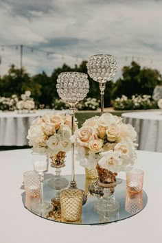 the centerpieces are arranged on top of each other