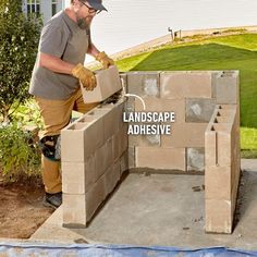 How to Build a Brick Pizza Oven | Family Handyman Pizza Oven Outdoor Diy, Build A Pizza Oven, Pizza Oven Kits, Diy Patio Pavers, Oven Outdoor, Diy Pizza Oven, Building A Patio, Brick Pizza Oven, Brick Oven Pizza