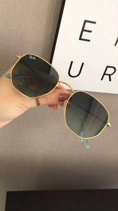 Spectacles Mens, Glasses Women Fashion Eyeglasses, 4s Outfit, Ray Ban Original Wayfarer, Urban Outfitters Sunglasses, Glasses For Your Face Shape, Mens Glasses Fashion