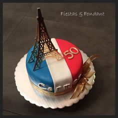 a cake with the eiffel tower on it