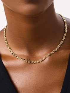 Make a statement with this thick gold chain necklace. Plated in 14k gold, this necklace features a chunky chain silhouette designed to turn heads and garner compliments. Perfectly chic, this necklace easily takes your neckline to the next level, no matter the outfit or the occasion. Pair this thick chain with our Ash Double hoops for a cool touch of texture. • Plated in 14k gold • Thick chain design • Water-resistant & tarnish-proof Rush Jewelry, Thick Gold Necklace, Thick Gold Chain Necklace, Thick Gold Chain, Real Gold Chains, Thick Chain Necklace, Bold Necklace, Detailed Jewelry, Gold Necklace Designs