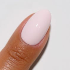 110 Little Miss Pointe Diva Gel & Polish Duo by DND Summer Gel Manicure Colors, Light Pink Dnd Gel Polish, Nail Polish Trends 2024 Summer, Natural Nails Dnd Gel, Summer Light Nails, Dnd Little Miss Pointe, Dnd Baby Pink, Super Light Pink Nails, White Pink Gel Nails