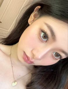 Energetic Cute Makeup, Asian Makeup Looks, Light Makeup Looks, Makeup Korean, Inspo Makeup, Douyin Makeup, Soft Makeup Looks, Casual Makeup, Prom 2024