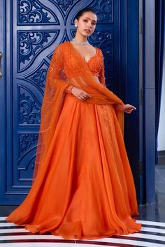 Long Sleeve Lehenga, Purple Indian Outfit, Lehenga Fits, Lehenga Simple, Women Lehenga, Indian Wardrobe, Cancan Lehenga, Orange Lehenga