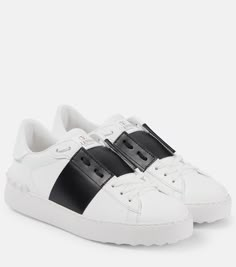 Valentino Shoes Sneakers, Spring Sunglasses, Valentino Sneakers, Minimal Shoes, High Sandals, Shoe Wishlist, Valentino Shoes, Evening Shoes, Leather Leggings