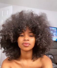 Curly Girl, Afro Hairstyles, Black Girls Hairstyles, Aesthetic Hair, Coils, Pretty Hairstyles, Hair Hacks, Hair Looks