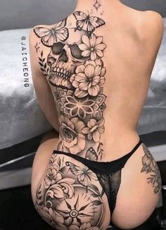 Dragon Spine Tattoo, Floral Hip Tattoo, Side Tattoos Women, Upper Thigh Tattoos, Loyalty Tattoo, Hip Tattoo Designs, Bum Tattoo, Tattoo Artist Tattoo, Hip Tattoos