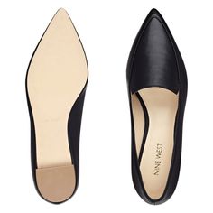 Work Flats Shoes, Pointed Loafers, Black Pointed Toe Flats, Work Shoes Women, Cute Shoes Heels, Black Flats Shoes, Fab Shoes, Best Flats, Flat Dress Shoes