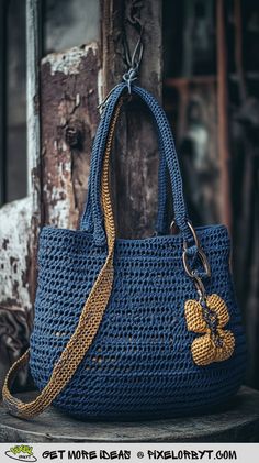 Looking for stylish crochet handbags? Explore unique patterns and designs that will elevate your fashion game effortlessly.