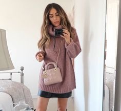 Pink Lady Dior Bag Outfit, Lady Dior Mini Outfit, Dior Wishlist, Dior Fits, Pink Lady Dior, Pink Bags Outfit