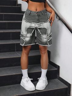 Women's Frayed Hem Casual Denim Shorts With Pockets Light Grey Casual   Denim Plain Bermuda Non-Stretch  Women Clothing, size features are:Bust: ,Length: ,Sleeve Length: Loose Fit Denim, Women Denim Shorts, Casual Denim Shorts, Frayed Denim, Shorts Casual, Denim Shorts Women, Short En Jean, Casual Denim, Kids Beachwear