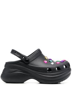 Crocs Bae, Chunky Clogs, Mens Leather Flip Flops, Slide Flip Flops, Gucci Slides, Designer Slides, Leather Flip Flops, Mens Leather, Pool Slides