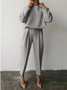 Long Pants Outfit, Outfits Streetwear, Loose Outfit, Casual Suit, Pencil Pants, Suit Pants, Boho Maxi Dress, Casual Sets, Office Fashion