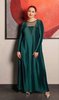 Eid Suits, Eid Fits, Suits Ideas, Kurtis Design, Stylish Kurtis, Sewing Measurements, Makeup 101