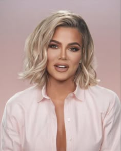 Short Hair Kardashian, Khloe Kardashian Hair Short Long Bobs, Khloe Short Hair, Chloe Kardashian Hair 2023, Khloe Kardashian Bob Haircut, Khloe Kardashian Short Hair, Short Haircuts For Round Face Shape, Khloe Kardashian Bob, Khloe Kardashian Hair Short