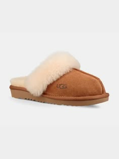 Kids Cozy II Slippers - Chestnut Fluffy Ugg Slippers, Ugg Cozy Slippers, Slipper Uggs, Uggs Slippers, Cute Uggs, Uggs For Cheap, Chestnut Uggs, Ugg Kids, Cute Nike Outfits