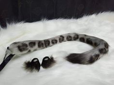 High quality hand craft cosplay animal ear the item you get will look exactly like in the picture !! Item can be customize to fit for BJD Doll 1/6 , 1/4 and 1/3 1. Materials: Faux fur ,Magnet ,clip 2. Ear Size 4.5 x 3.5 cm. or custom made to order. Tail Length 50 cm. or custom made to order. Tail base will be rope. If you want to change tail base to a pin please message me. 3. Shipping via Thailand Postal Service. 4. Ears and Tail can be bend. 5. If you want to customize your item please contact Ears And Tail Set, Fox Ears And Tail, Leopard Ears, Cosplay Horns, Cat Ears And Tail, Animal Tails, Halloween Apparel, Ears And Tail, Ear Parts