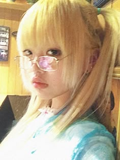 2000s Japanese Fashion, Face Drawing Reference, Makeup Clothes, Hair Reference, Pose Reference Photo, Attractive People, Pretty Selfies, Selfie Poses, Cute Makeup