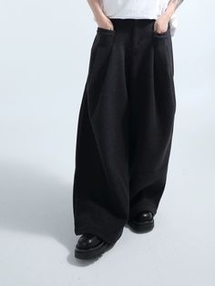 [GRNL] Balloon silhouette blacking simple design slacks pants GN0011 – HI-LANDER Baggy Workwear Pants, Baggy Slacks Outfit, Balloon Pants Outfit, Baggy Black Jeans Outfit, Baggy Dress Pants, Baggy Black Pants, Black Baggy Pants, Cos Outfit, Balloon Silhouette